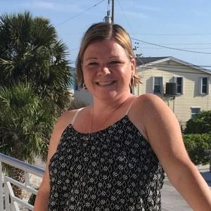 Meet your Posher, Liz